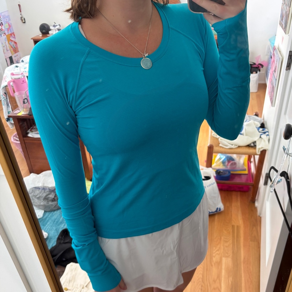 Long sleeve swiftly tech